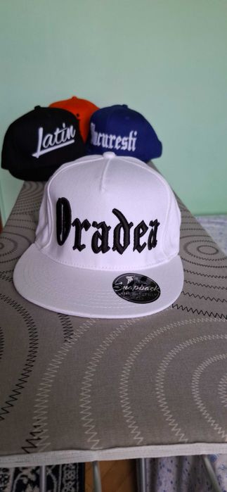 Șepci personalizate broderie 3D