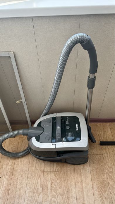 Моющий пылесос Zelmer