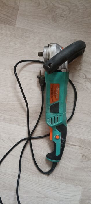 Полированная машинка фирма Sturmi