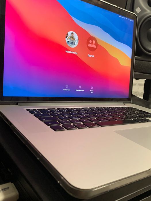 Macbook Pro 2015 retina 2014 i7 2,4 Ghz,16 Gb Ram ,1 Tb SSD,GT-750M