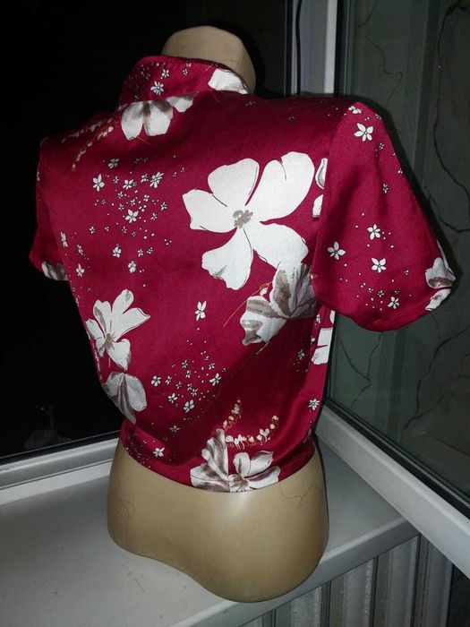 Женские майки кофты сарафаны