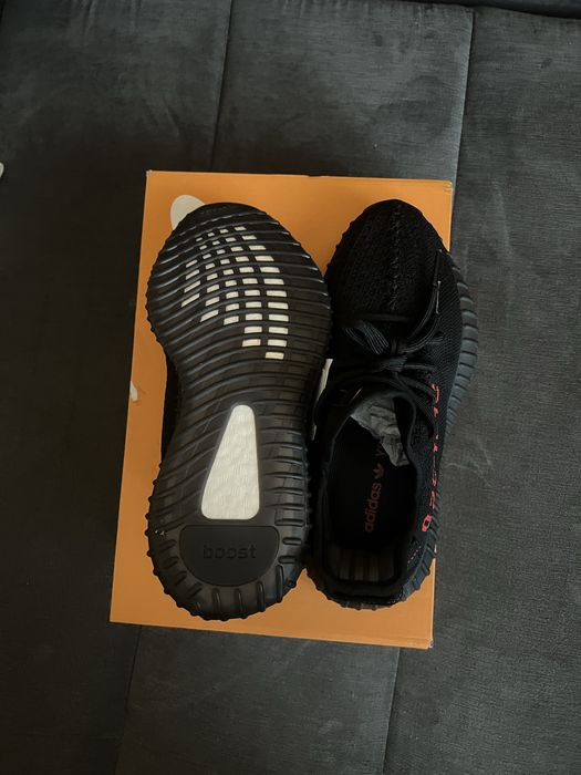 Yeezy 350 V2 Bred (Adidas, Nike, Air Force)