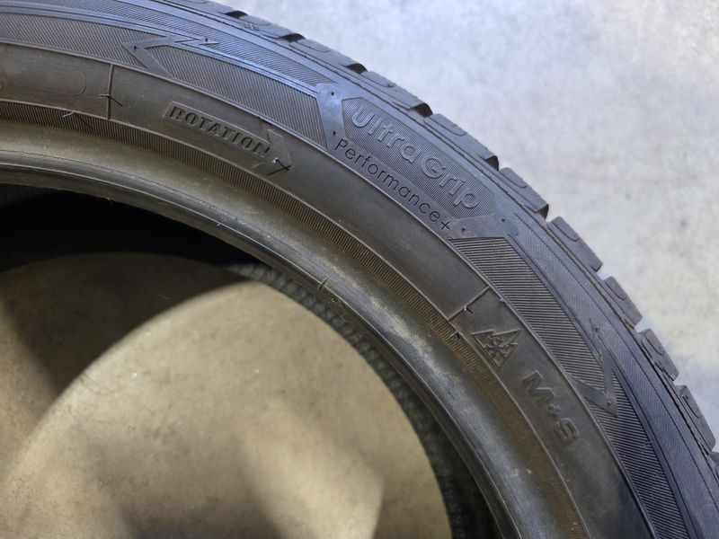 215/50/19 GOODYEAR 2бр