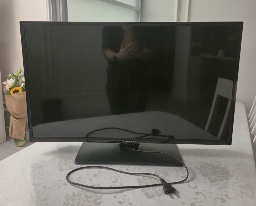 Продам телевизор