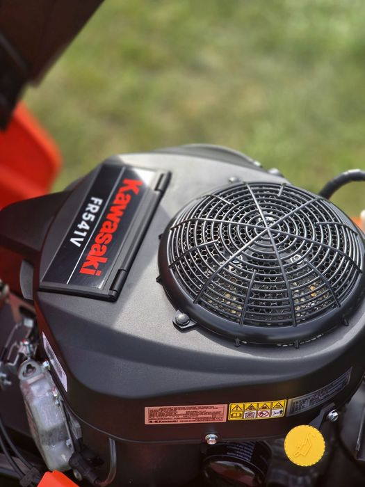 Tractoras gazon iarba defrisator vegetatie Profesional  Ariens Echotrak Kawasaki 2 cilindrii 620 cm3 3 cuțite Ca NOU!!