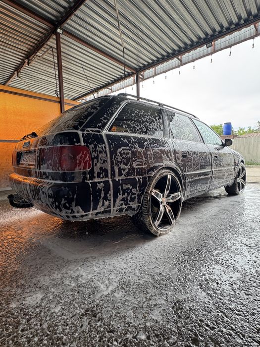 Диска с шинами 245/35/R20