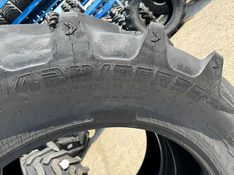 Marca CEAT 420/85R38 anvelope radiale noi pentru tractor spate