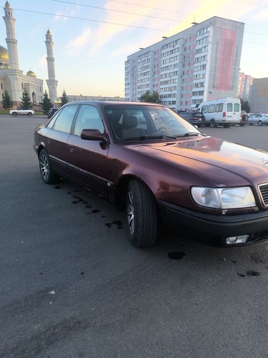 Продам Ауди 100 С4