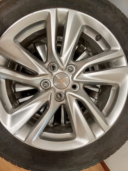 Продаю летние шины