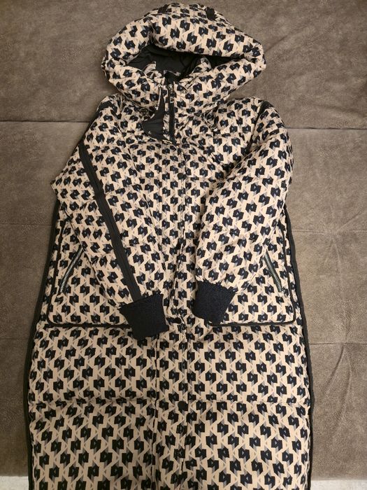 Продам куртку женскую зима