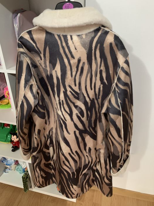 Guess palton dama, de blana, reversibil