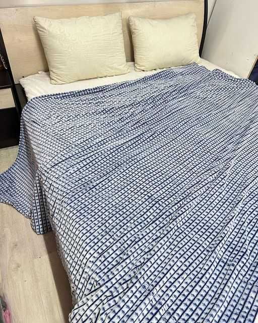 Продам новые пледы и покрывала