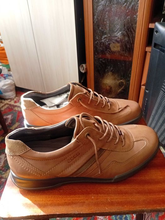 продам Кроссовки