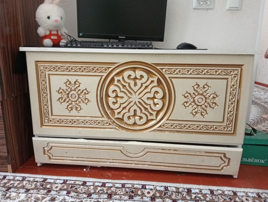 Отдам сундук дёшево