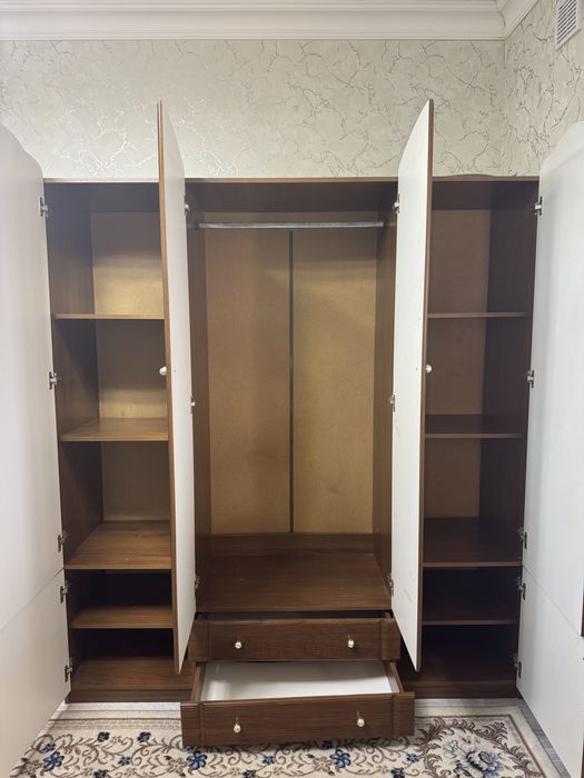 Спальный гарнитур (б/у) без матраса