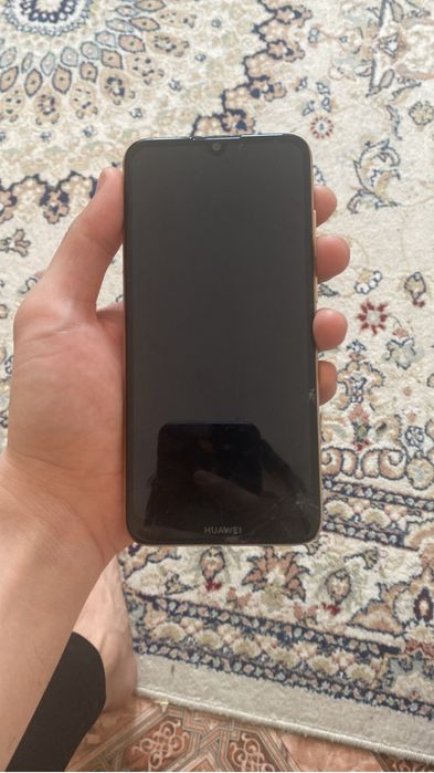 продам хуавей рабочем состояние