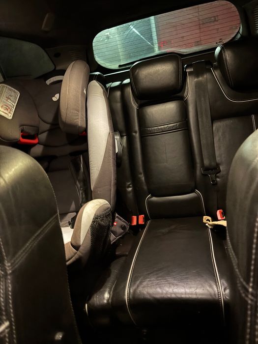 Vând Ford focus an 2011