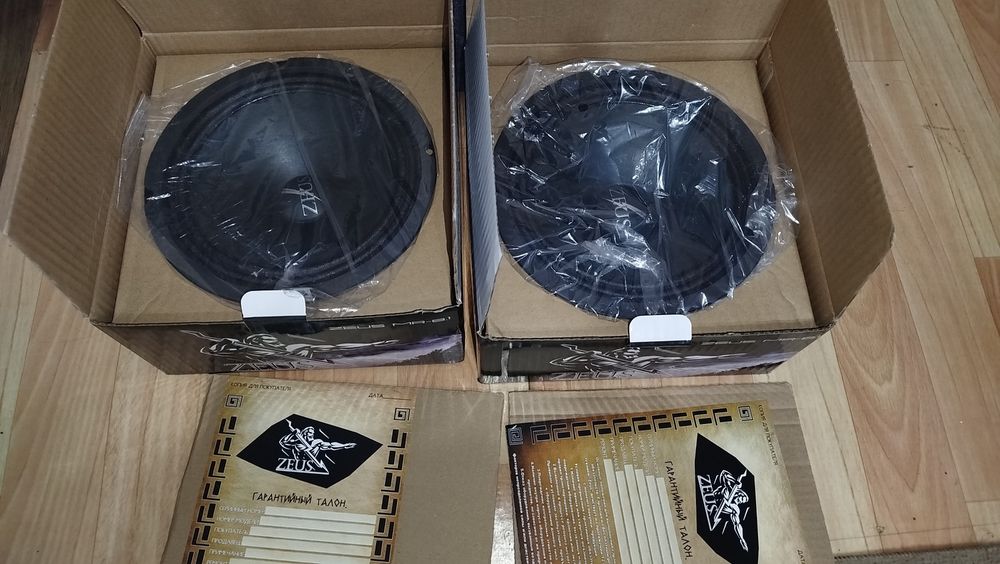 Мощные Momo Zevs 20см Эстрадные динамики