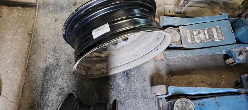 Продаю штампованные диски