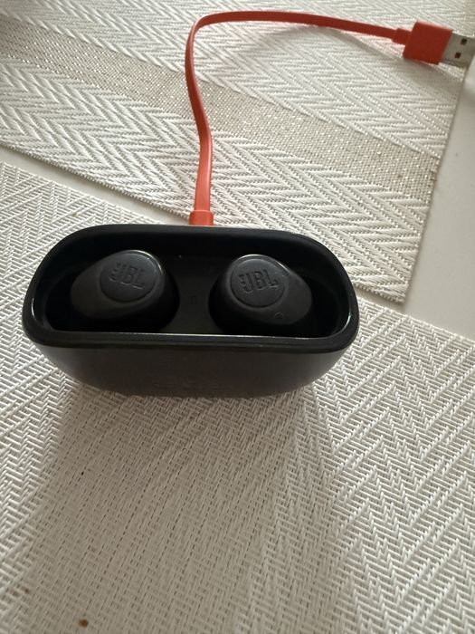 Casti Jbl true wireless 100