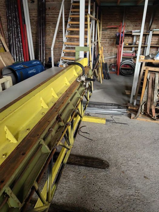 Абкант за огъване на ламарина 3 м