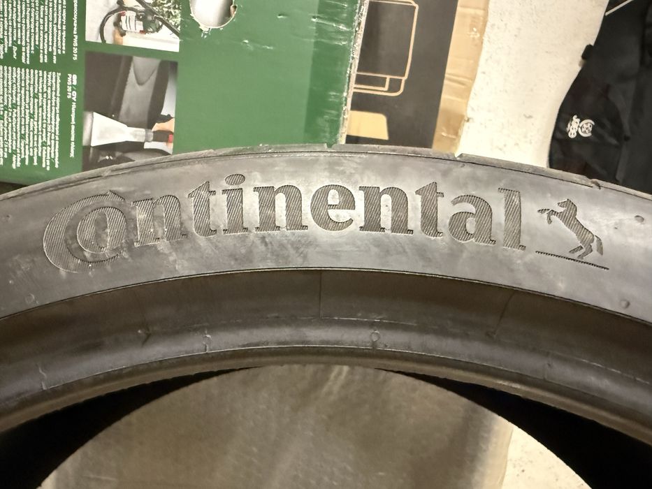 Лятна гума 255/35/21 Continental Sport Contact 6