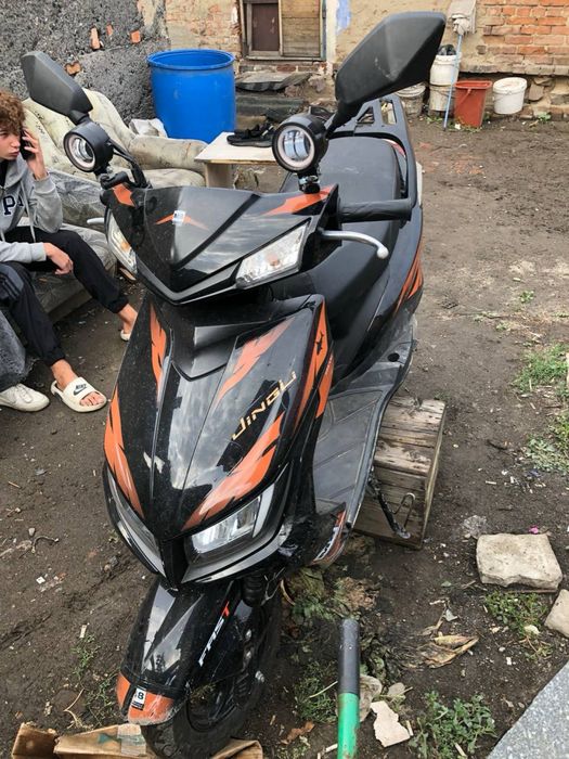 Продам м8 в хорошем состоянии 165сс