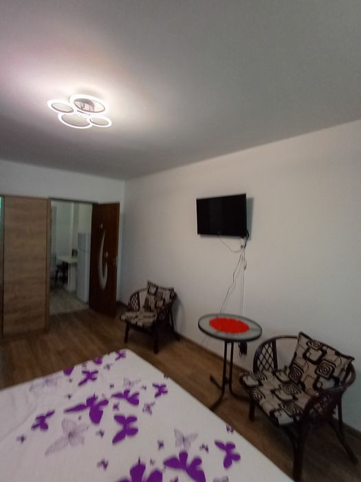 Închiriez apartament 1 cameră