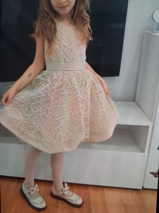 Официална рокля за дете