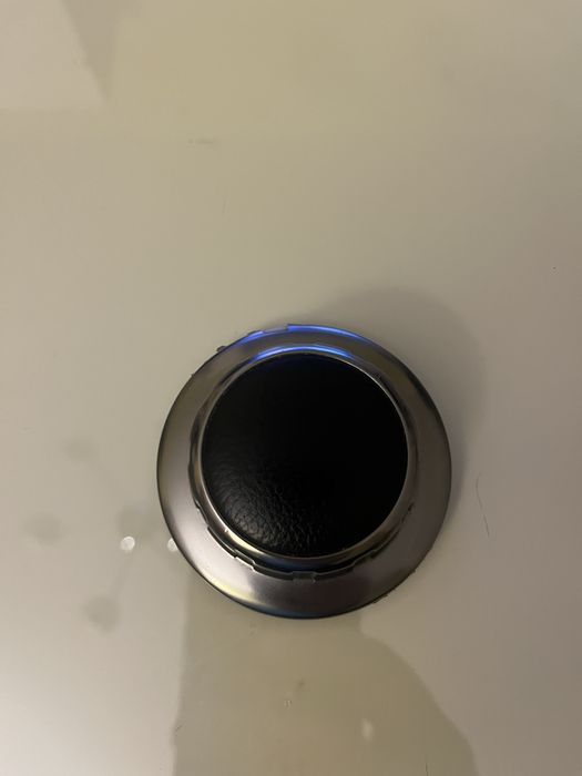 Бутон за мултимедия на Bmw e61