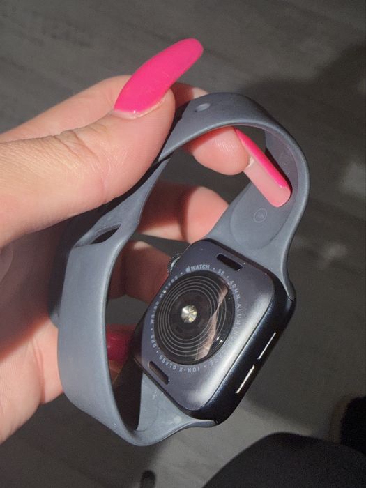 Vând ceas apple watch