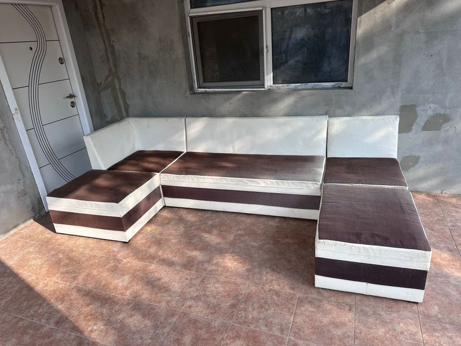 Canapea coltar extensibila