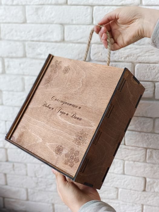 Подарочные деревянные коробки