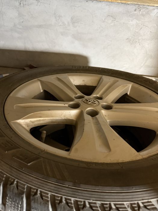 Шины с дискамы от Хайлендера