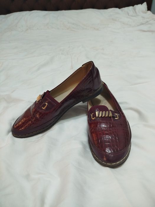 Koylak oyoq kiyim holati yaxshi