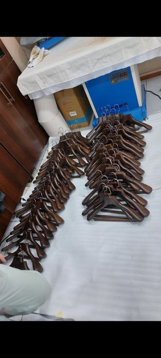 Изготовливаем вешалки под заказ