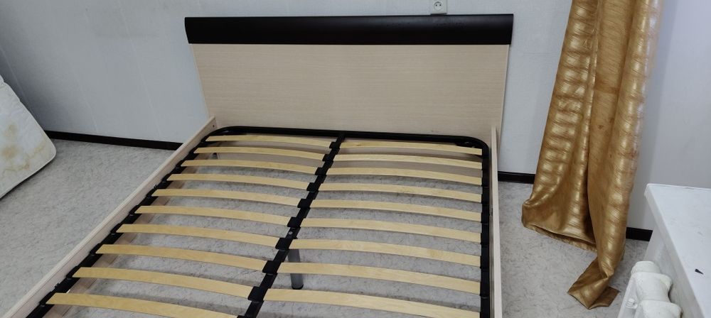Продам кровать двухспальная ортопед