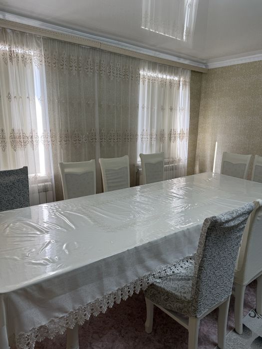 3.5 м стол с 14 стульями