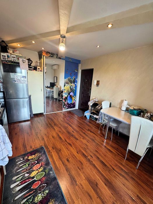 Vand Apartament 2 dormitoare + living