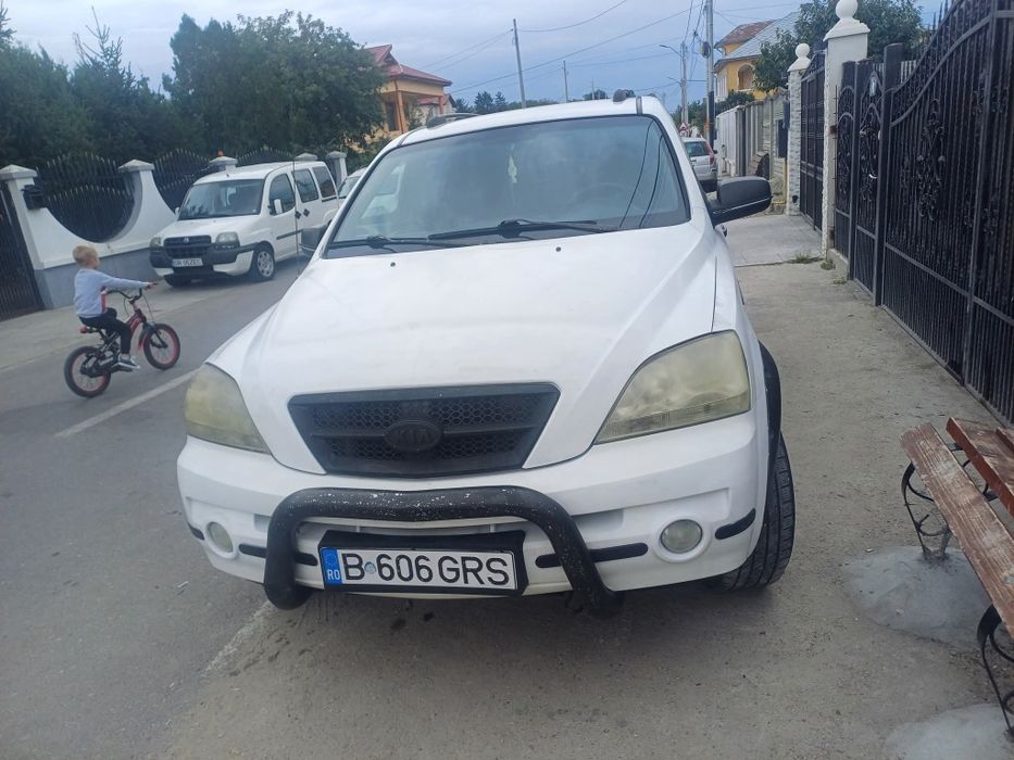 Kia sorento 2.5 disel.4x4 4x2 stare buna fara fiscal 1400euro schimb