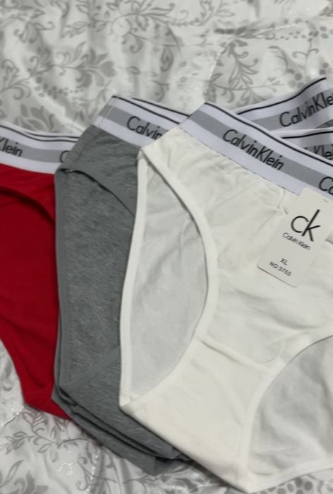 Женские трусы и пижамы