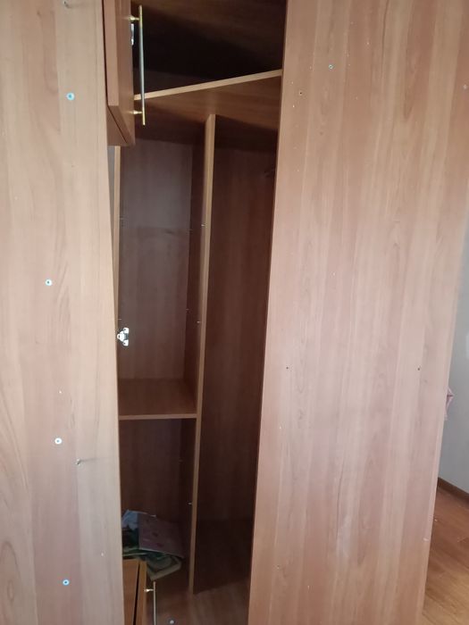 Шкаф угловой состоит из 3 шкафов 140×140