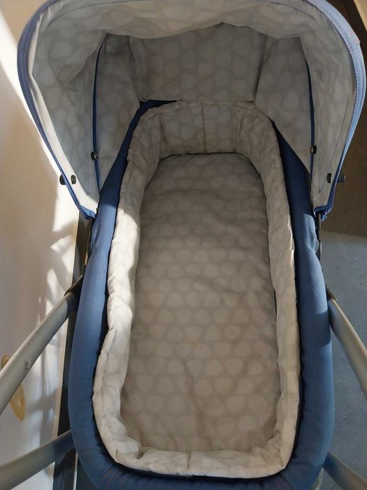 Детска количка синя Cosatto Cabi