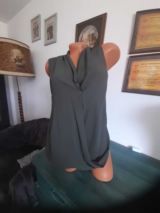 Bluze /camasi de dama din materiale si marimi diferite