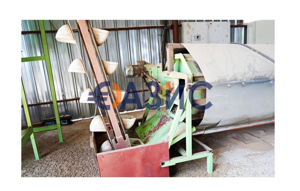 Продава се Заведение в с. Бата, Област Бургас - 3000 кв.м за 116 €/кв.м - Снимка #4