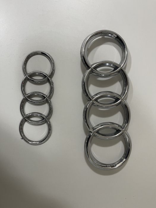 Emblema sigla originala Audi A4 B8 2008-2012