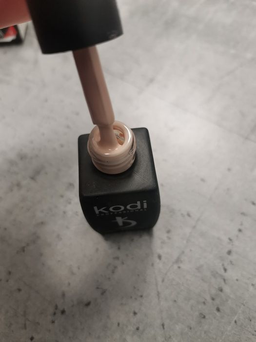 Топ лак Multi и три цвята гел лак