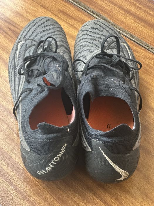 Футболни  обувки