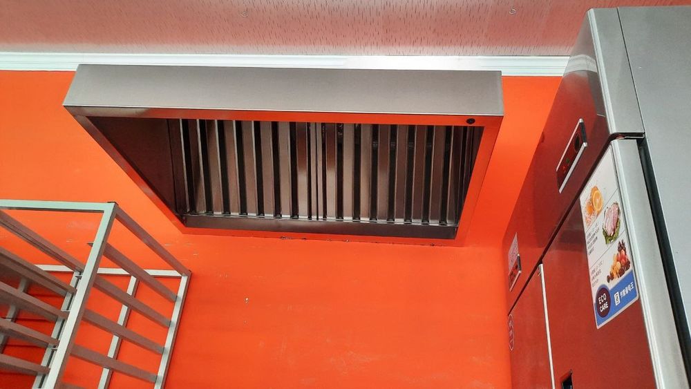 Вытяжка промышленная из нержавейки,