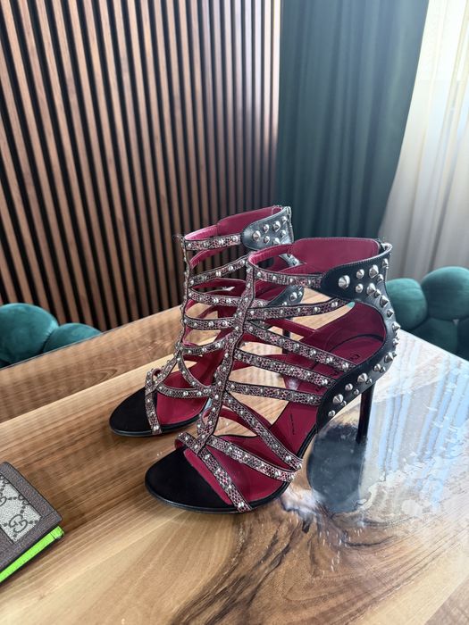 Cesare Paciotti сандали